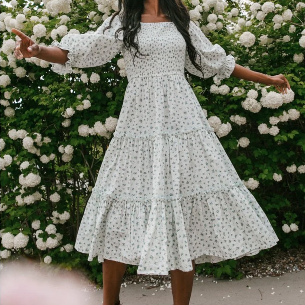 Ivy City Co Midi Puff Sleeve Dress in Blue